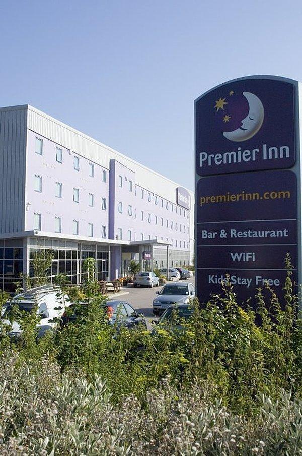 Premier Inn Southampton Airport North Stoneham Bagian luar foto